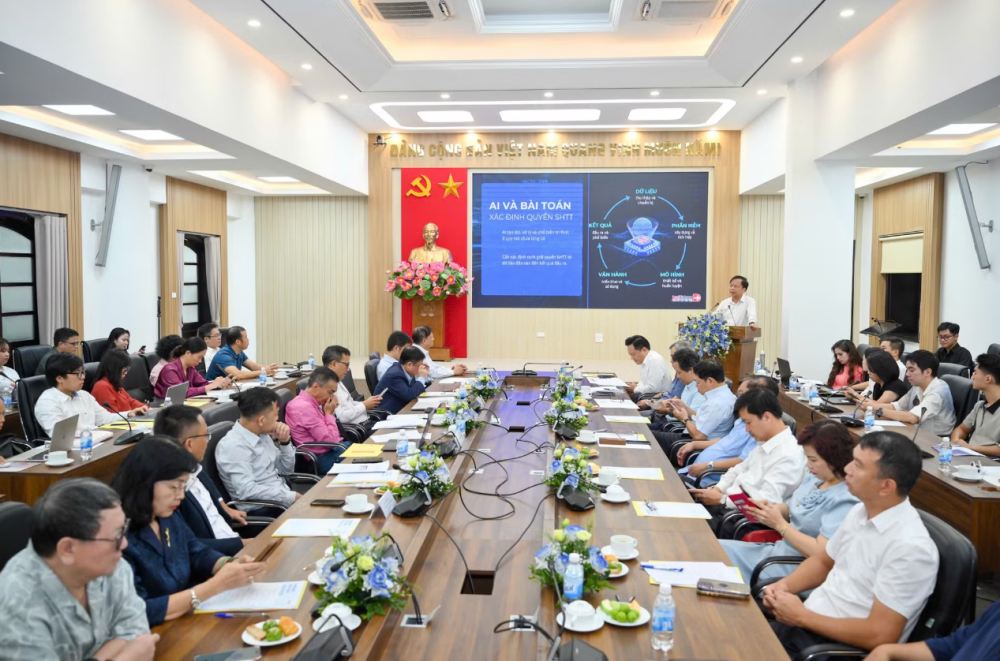 hoi-nghi-1243